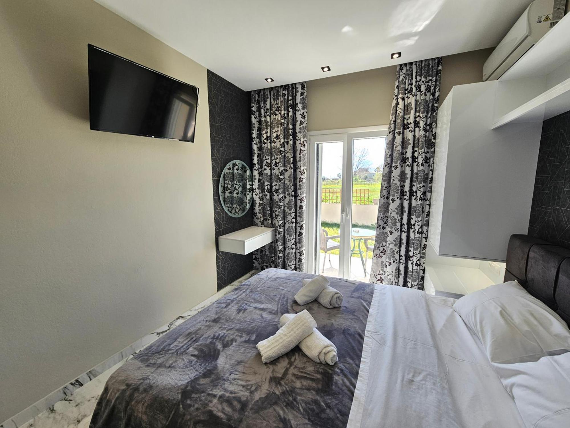 Evelina Luxury Suites In Corfu Ípszosz Kültér fotó